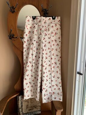 Nicole Miller Cream Wide-Leg Pants with Red Cherry Print